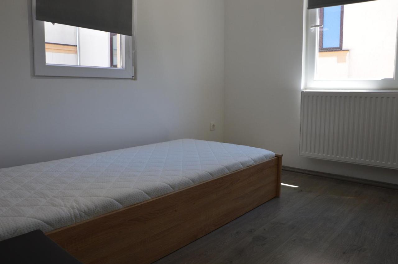 Quiet Residential Area B Taplan - 2 Bedroom And Living Room Apartment ソンバトヘイ エクステリア 写真